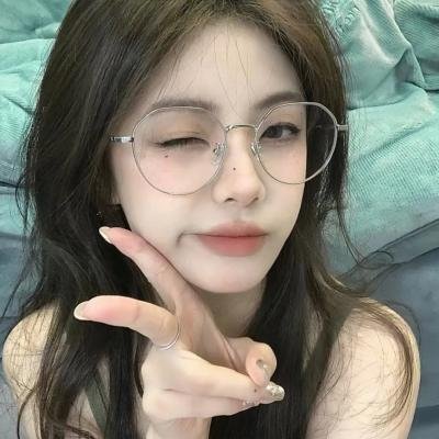 姐姐对我来说是女人